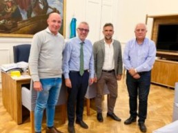 INTENDENTE DE TIGRE RECIBIO A AAPAS