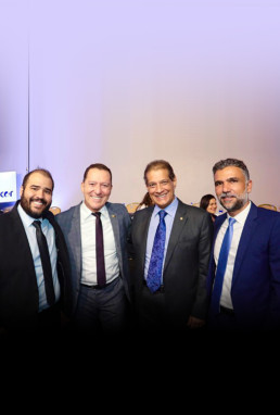 Los diputados nacionales Lucas Vergílio y Vinicius Carvalho, junto a Armando Vergílio Dos Santos Junior (FENACOR) y Sebastián Del Brutto (AAPAS).