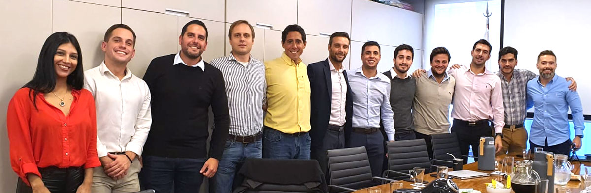 J&oacute;venes de AAPAS y del equipo del Colegio de Abogados de C.A.B.A.