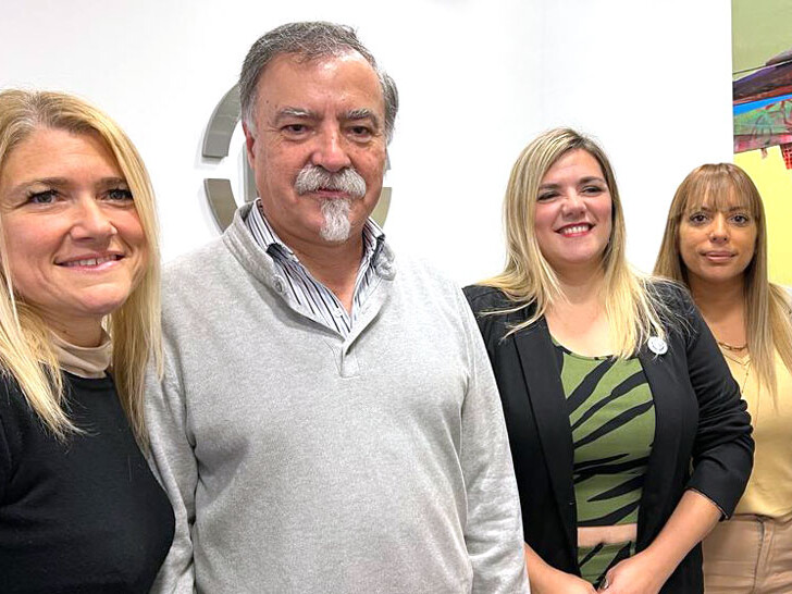 Vanina Adobatto, Alejandro Larrosa, Ana Belén Leyva y Gisela Santillán.
