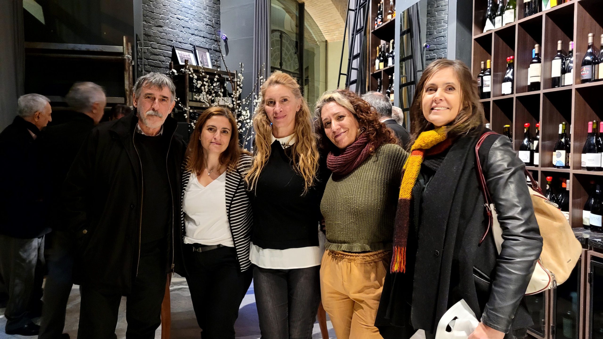 Marcelo Deve, Mariana Turró, Marcela Curie, Anabela Carpenito y Gabriela Barbeito.