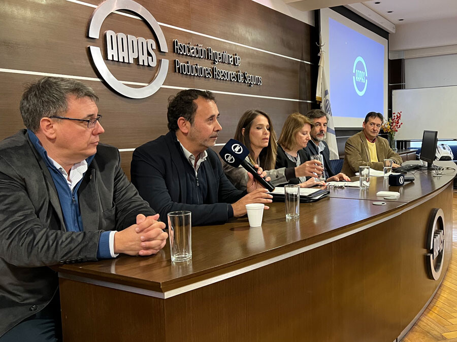 Charla “Nuevas implicancias sobre la responsabilidad civil del p.a.s.”