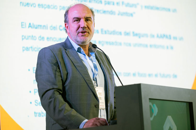 Esteban de Luca, Sustentabilidad como objetivo principal del mercado del seguro: desafíos y reflexiones