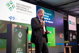Dr. Carlos Estebenet, El derecho del seguro y la responsabilidad del productor como puente entre compañía y asegurado