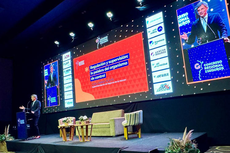 Congreso Regional de Seguros